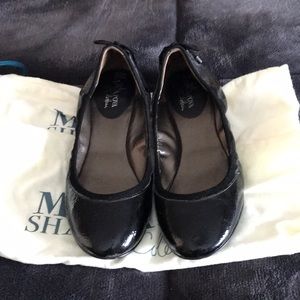 Cole Haan black flats